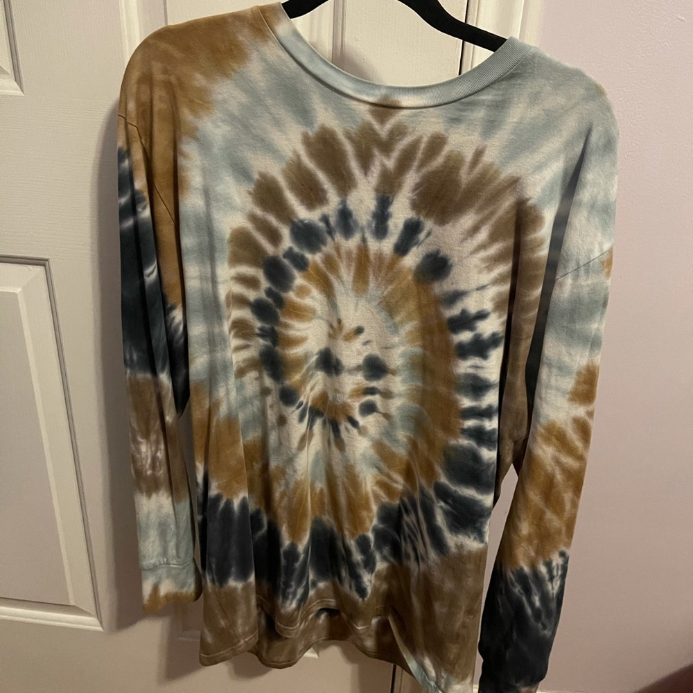 Aritzia TNA Longsleeve